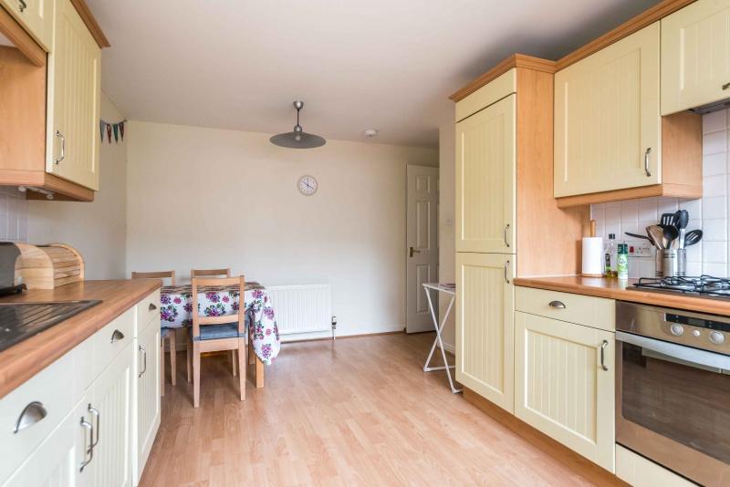 Room West Savile Gardens in City of Edinburgh