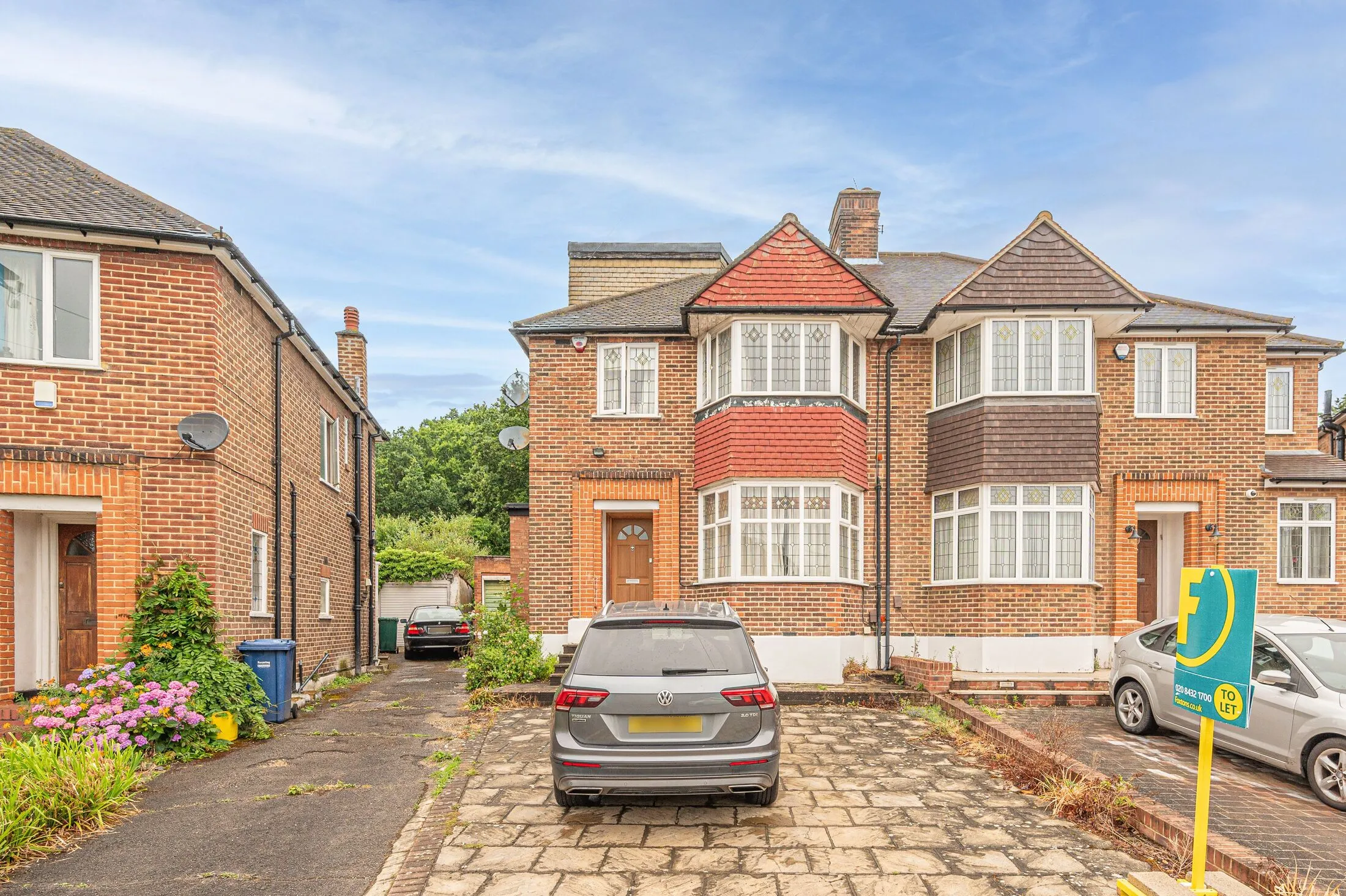 House Linkside in Greater London