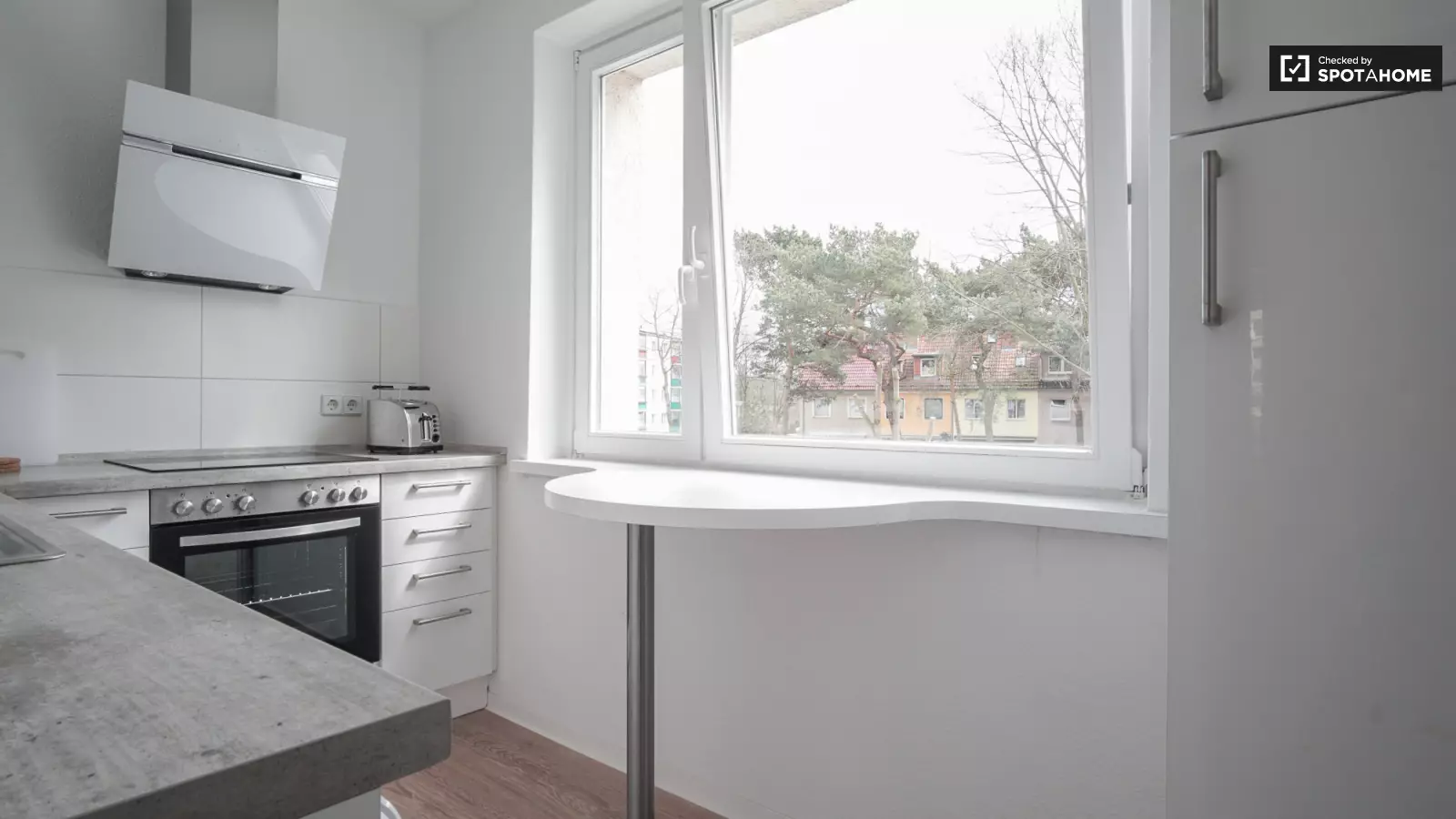 Wohnung Antwerpener Straße in Berlin