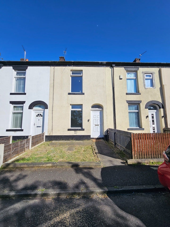 House Waterfold Lane in Rochdale