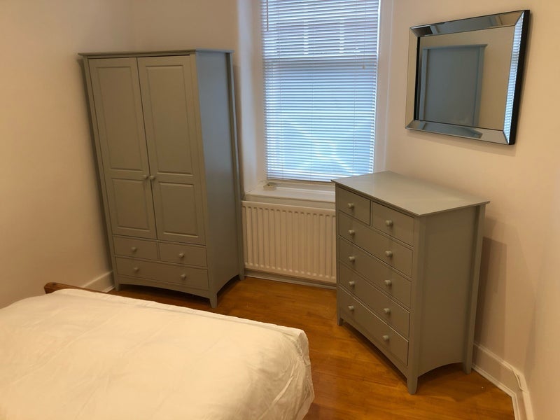 Room Lower Richmond Road in Greater London