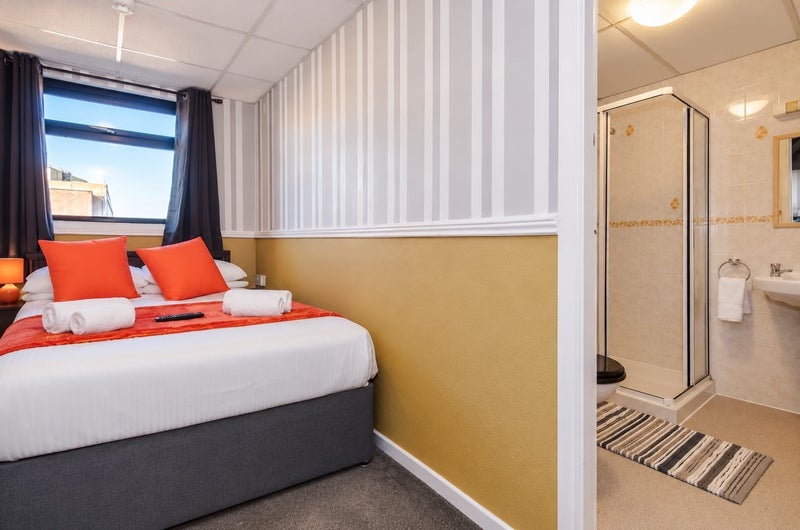 Room Albert Road in Blackpool