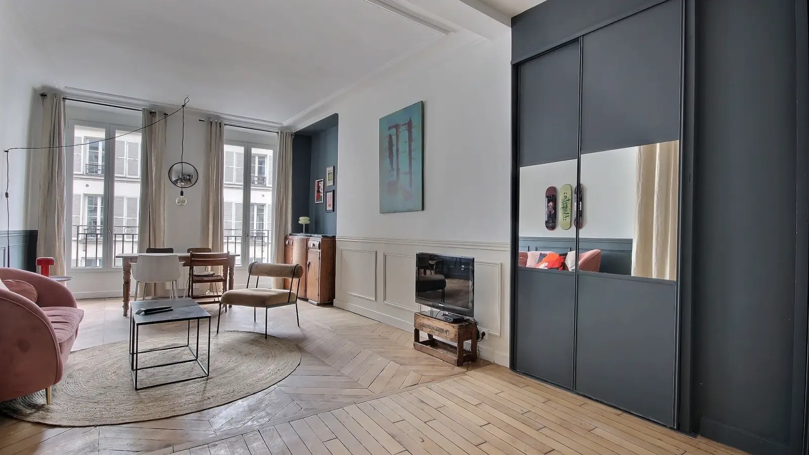 Flat Rue du Faubourg Saint-Martin in Paris