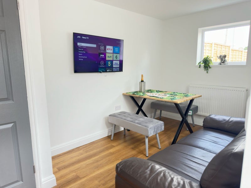 Room Fisher Road in Bristol