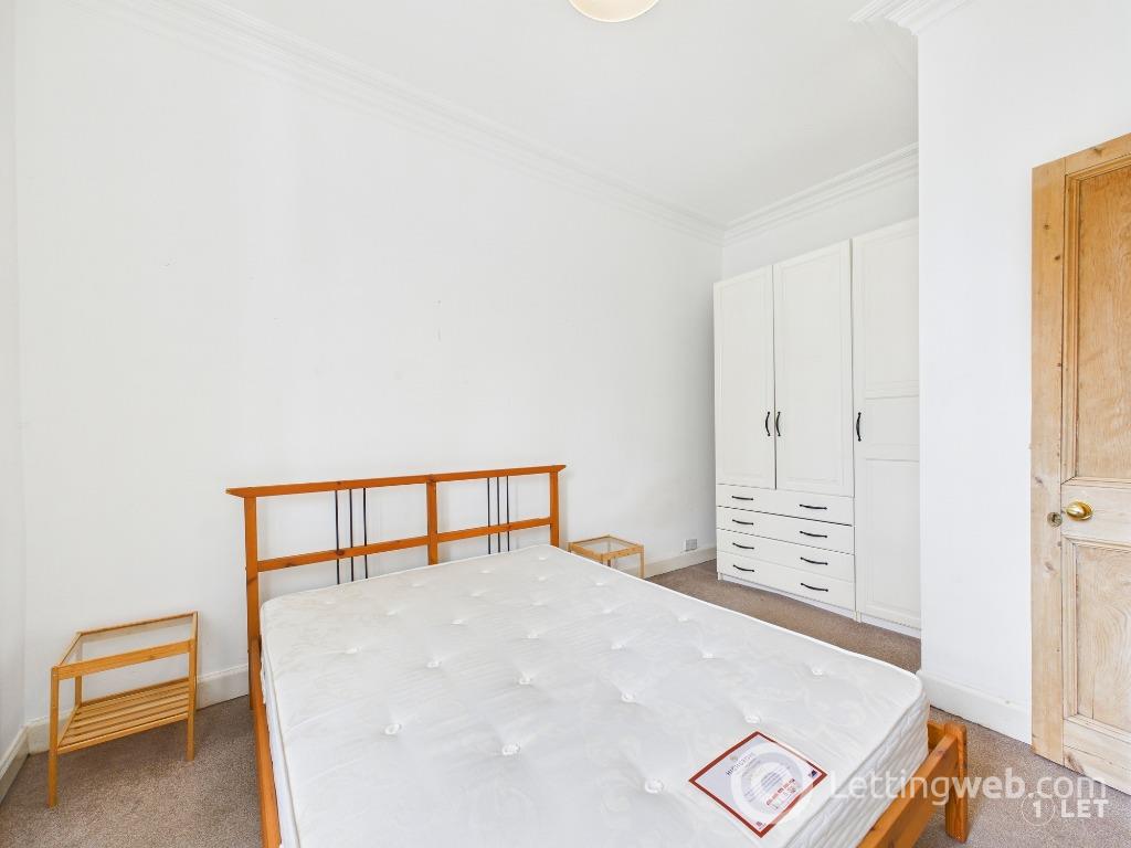 Flat Rossie Place in City of Edinburgh