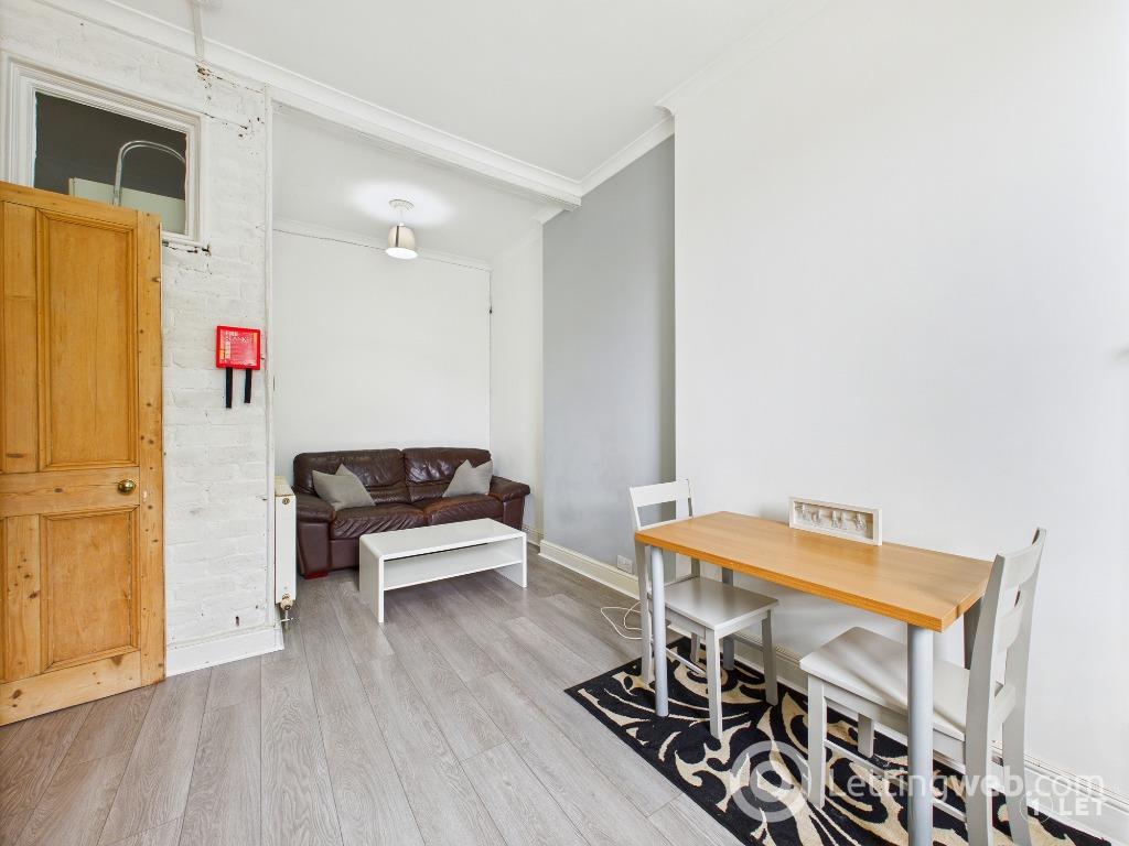 Flat Rossie Place in City of Edinburgh