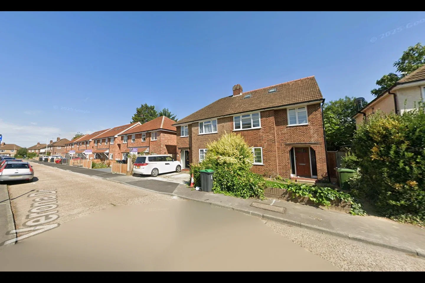 Flat Verona Drive in Greater London
