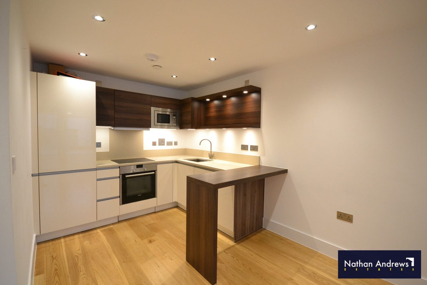 Flat Faraday Road in Greater London