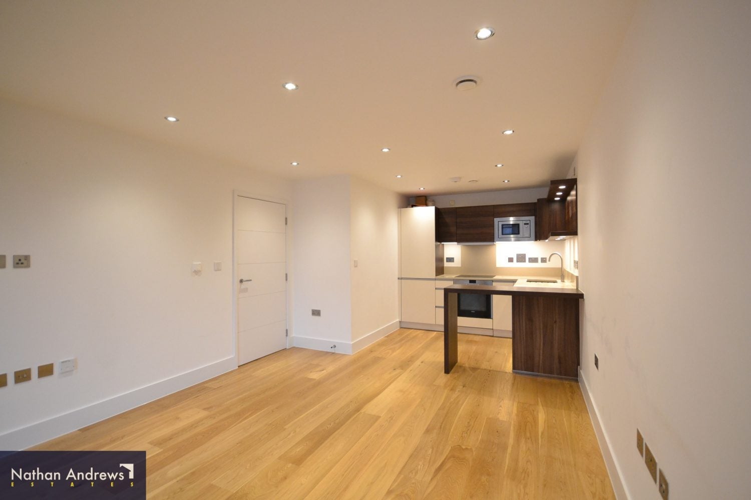 Flat Faraday Road in Greater London