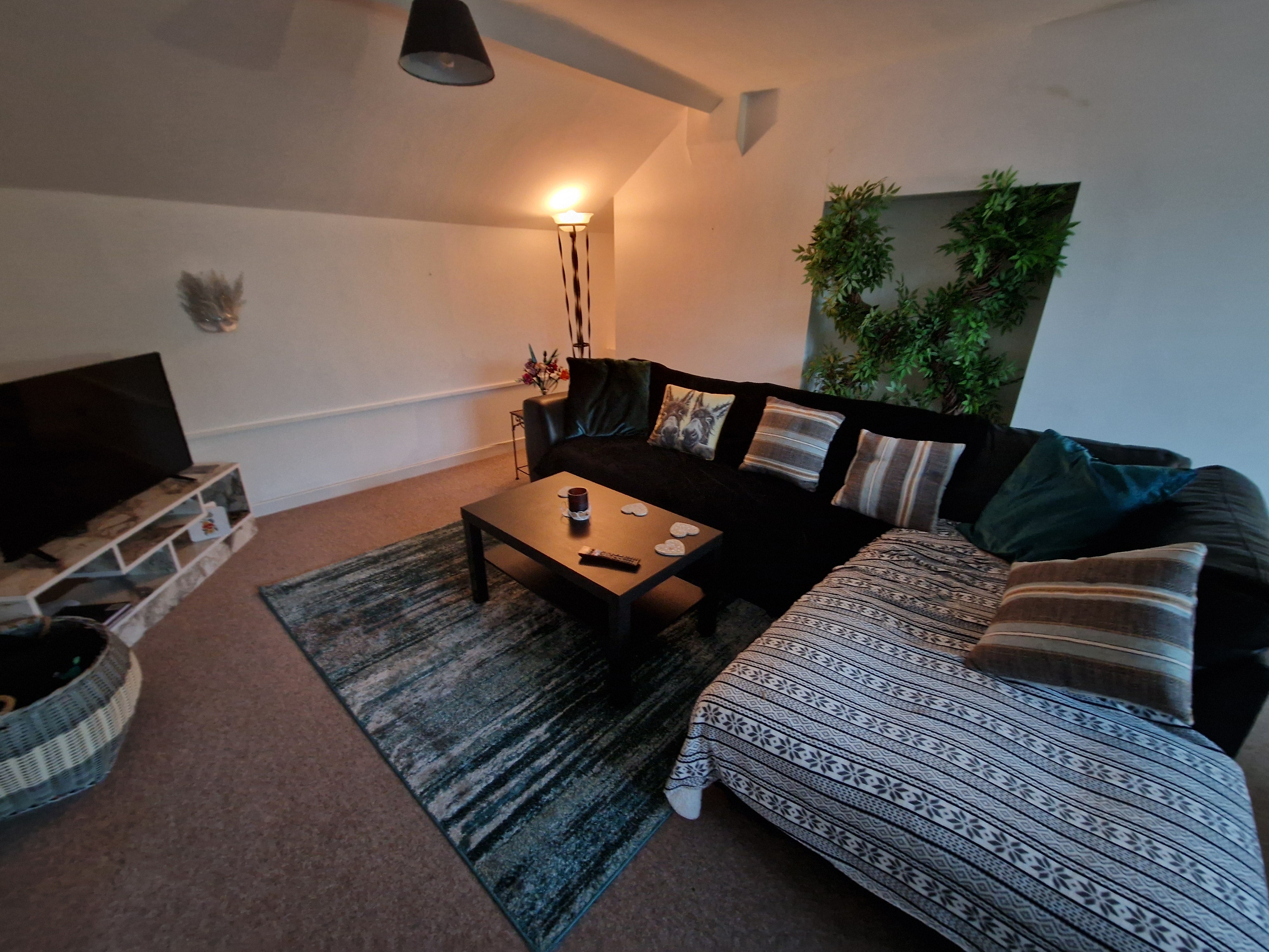 Flat Charlotte Street in Royal Leamington Spa