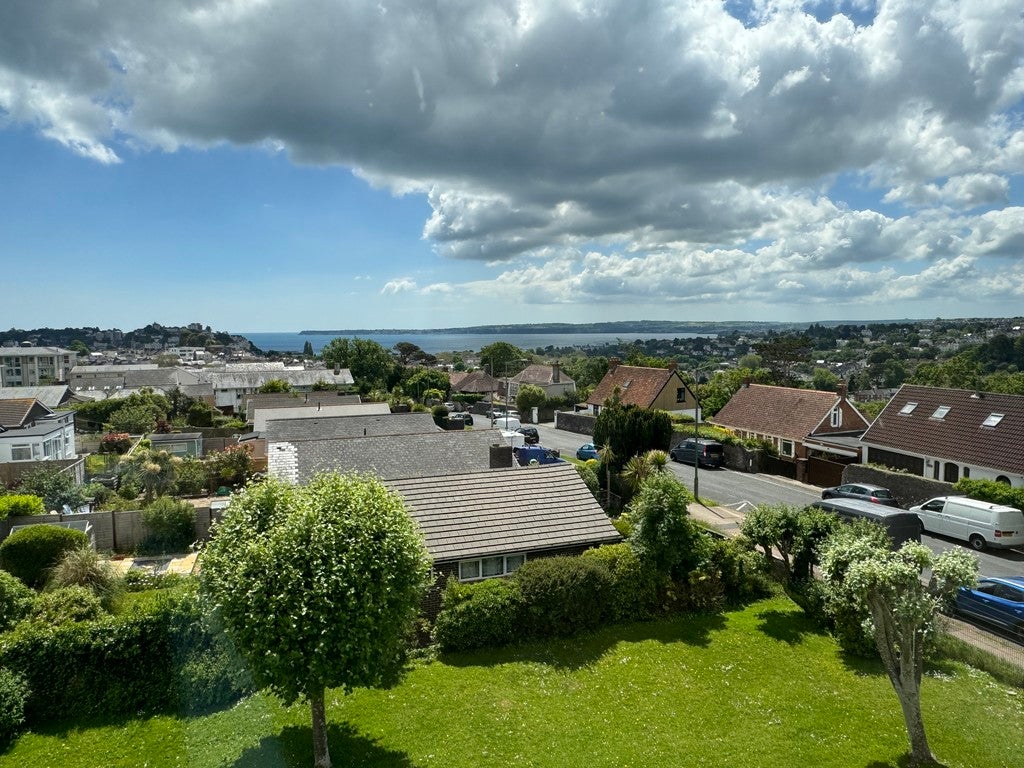 Flat Barton Road in Torquay