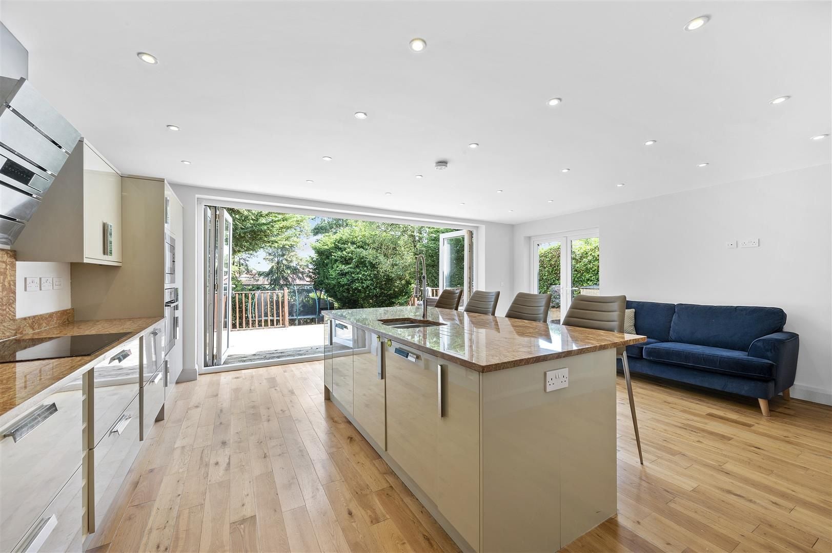 House Ullswater Crescent in Greater London