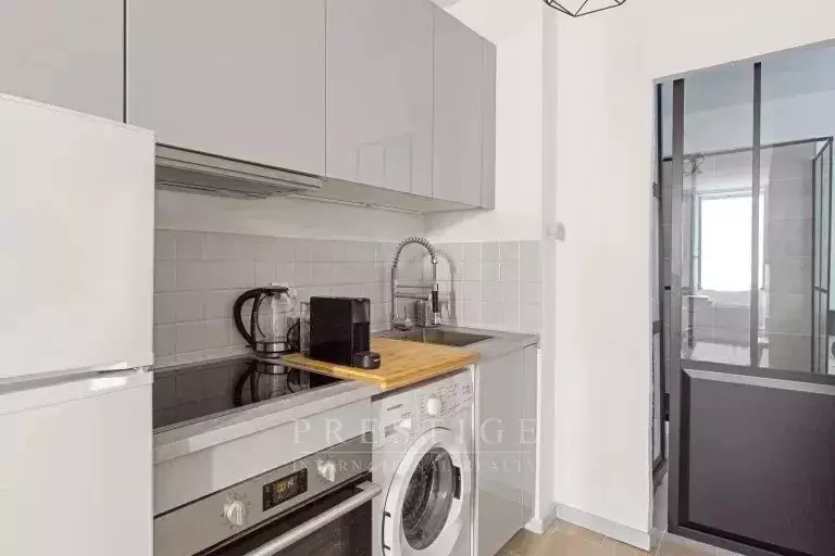 Appartement Avenue du 24 Août à Antibes