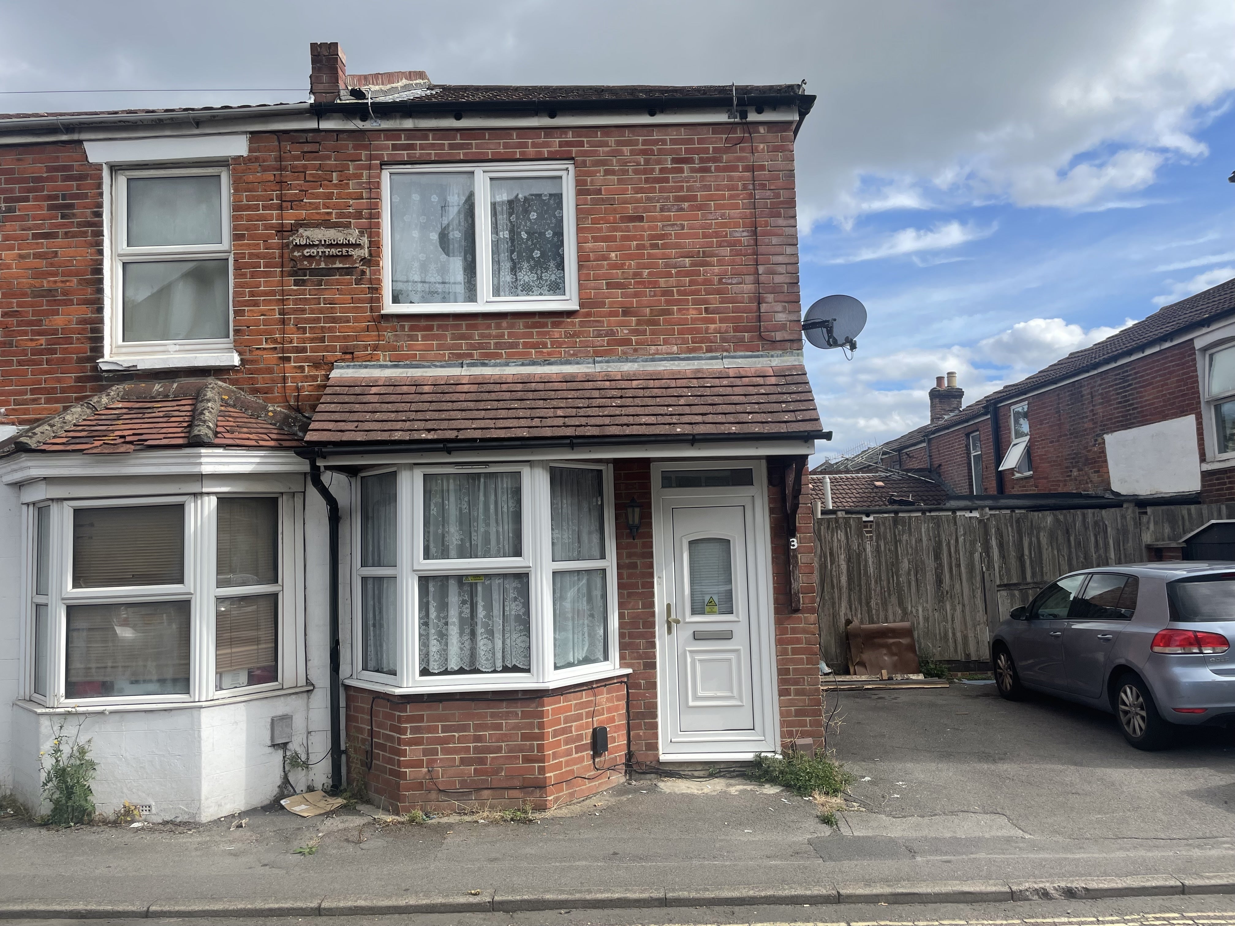 House Raven Road in Southampton