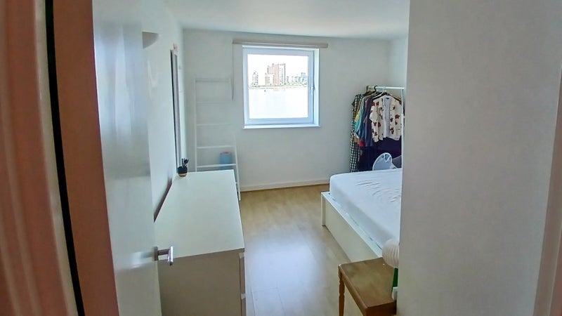 Room Argyll Road in Greater London