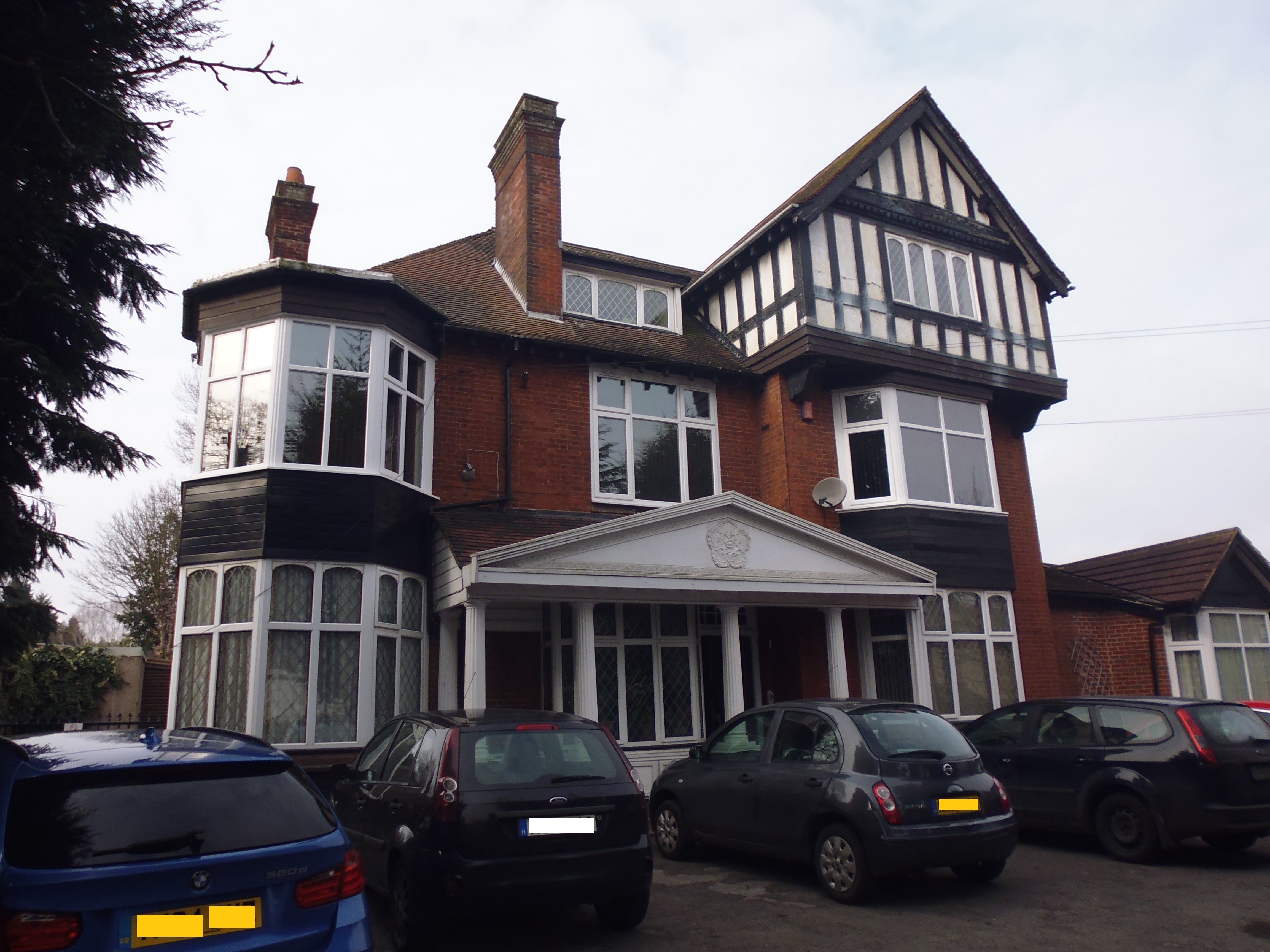 Flat Yardley Wood Road in Birmingham