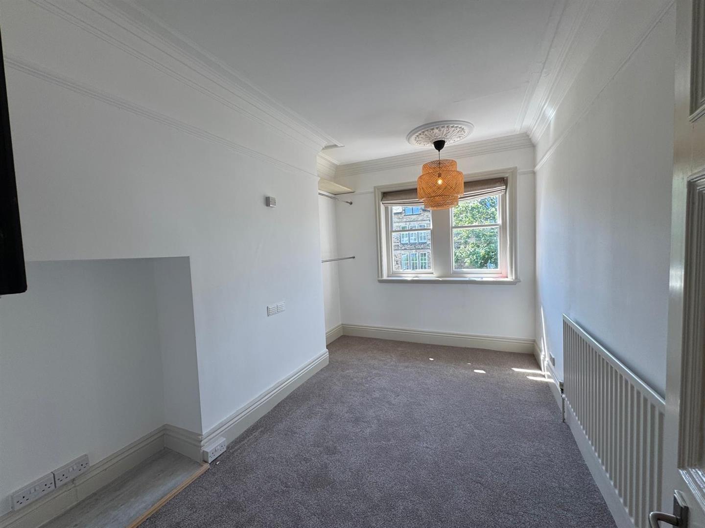Flat St James Drive in Harrogate