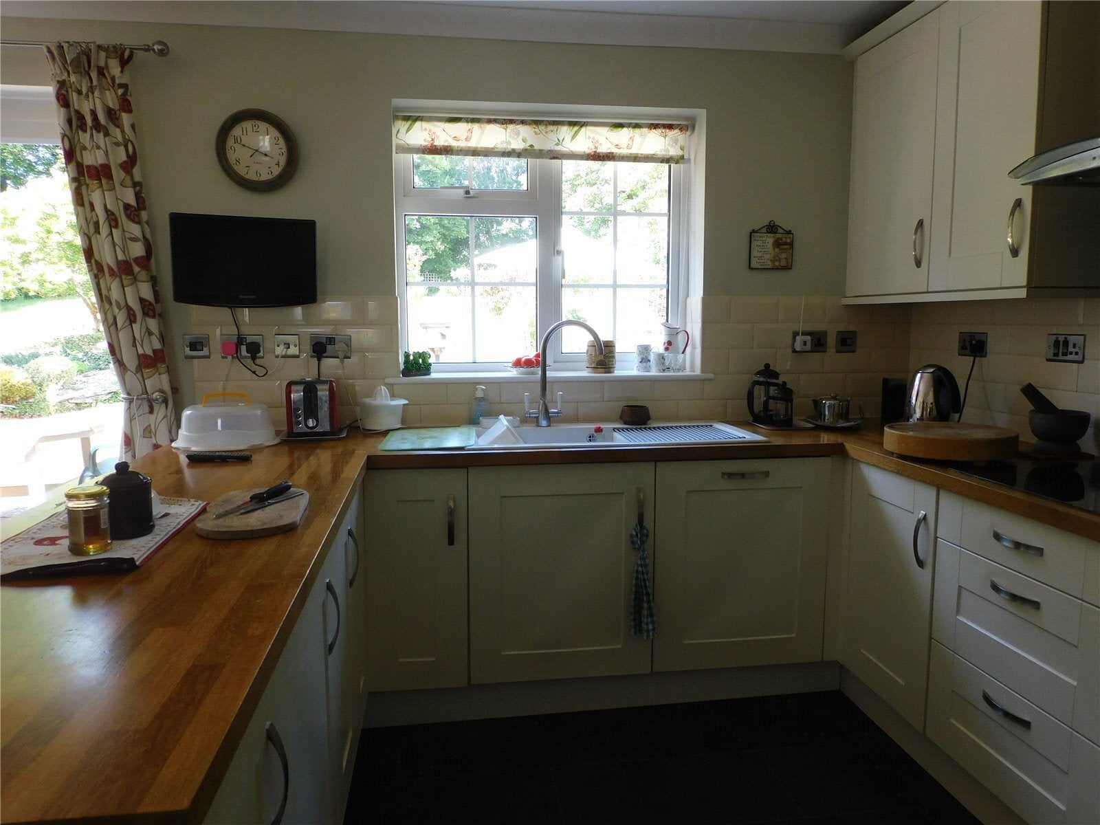House Kings Close in Longburton
