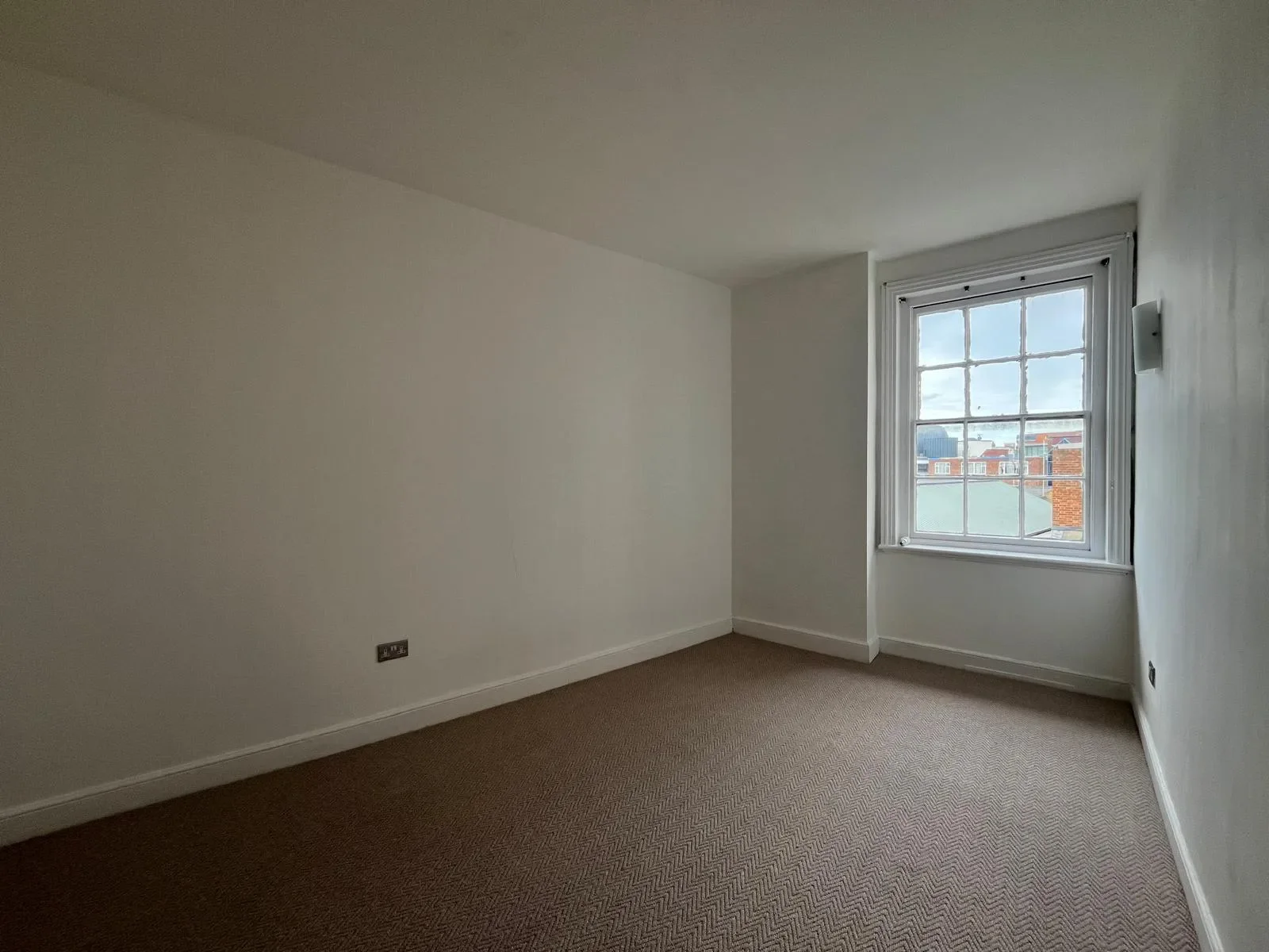 Flat High Street in Maidstone