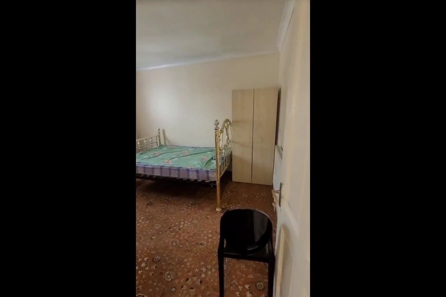 Room Glasgow Road in Greater London