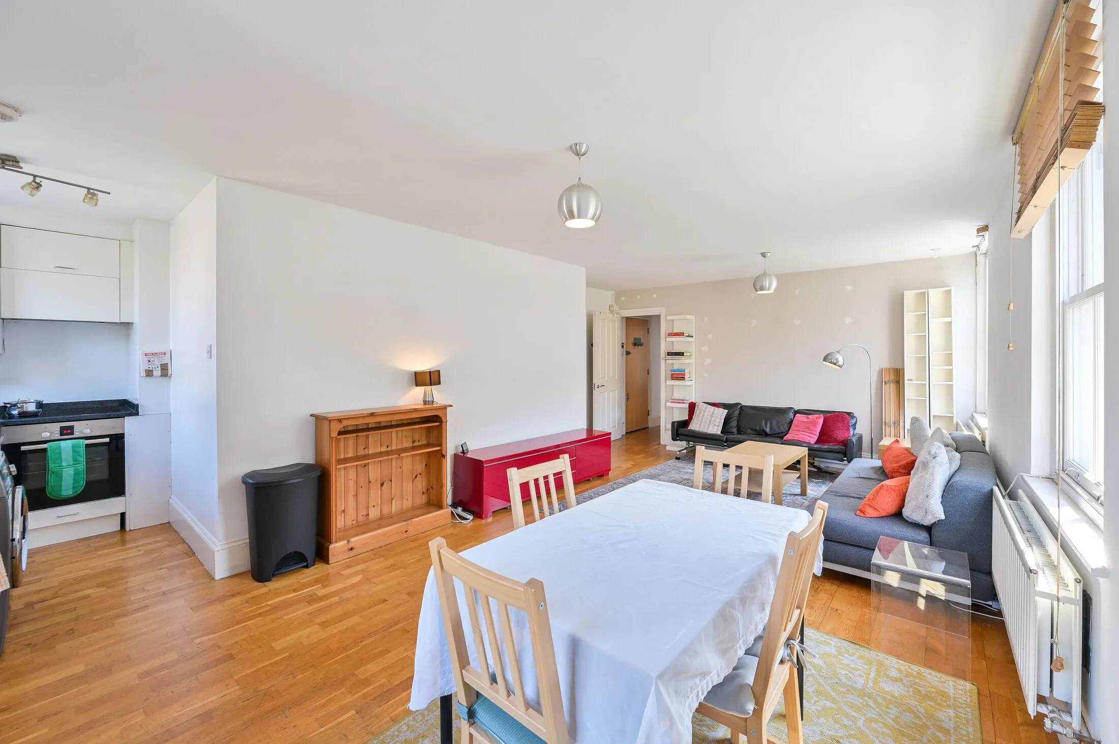 Flat Lower Marsh in Greater London