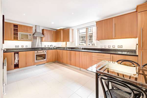 Flat Harrowby Street in City of Westminster