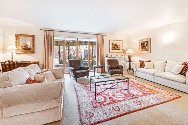 Flat Harrowby Street in City of Westminster