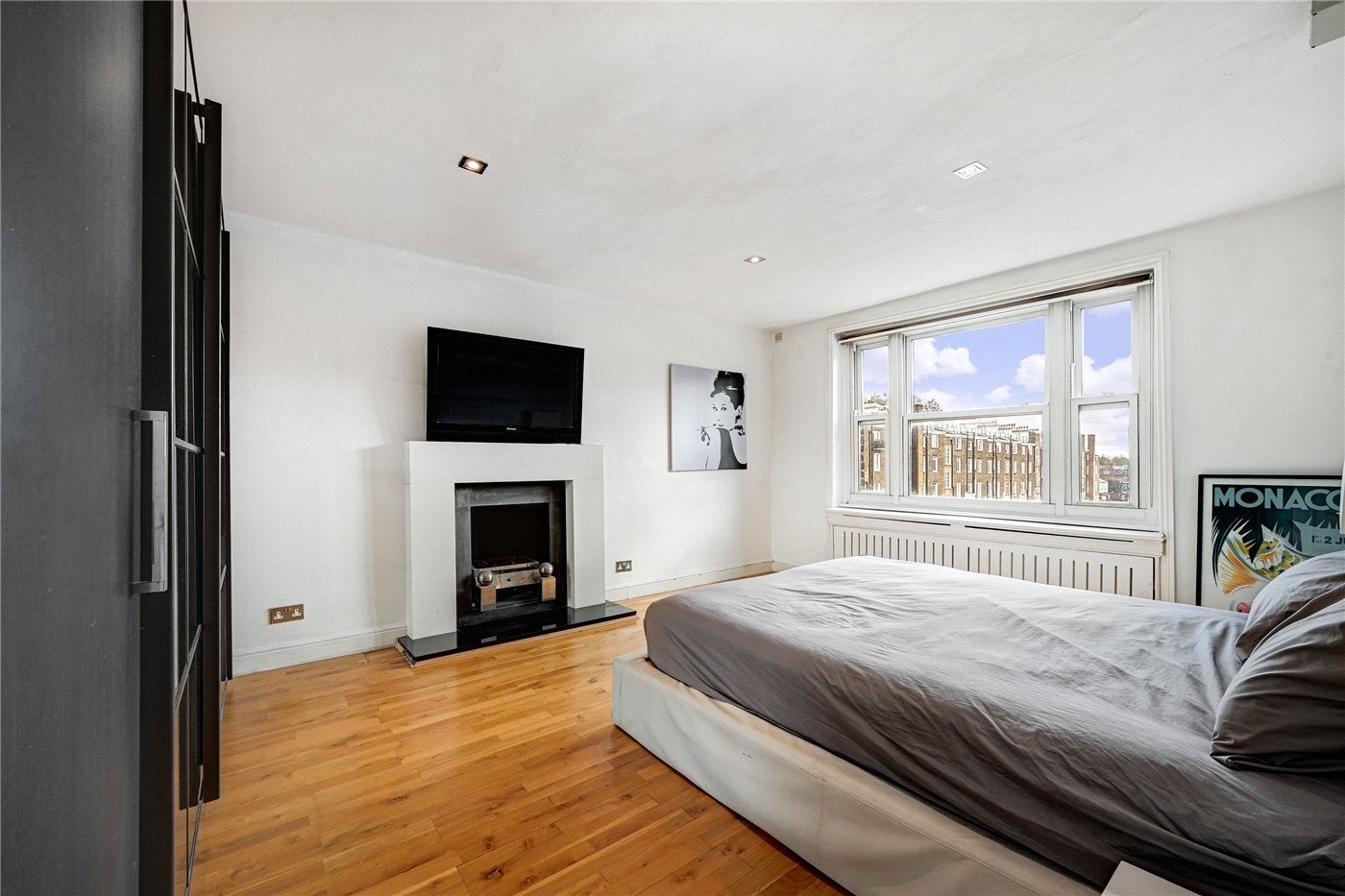 Flat Ennismore Gardens in City of Westminster