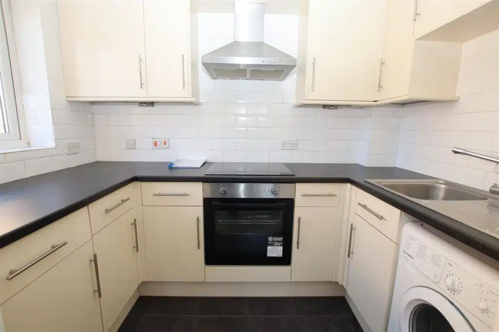 Flat Churchill Close in Dartford