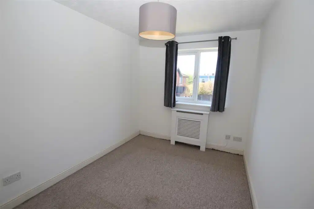 Flat Churchill Close in Dartford