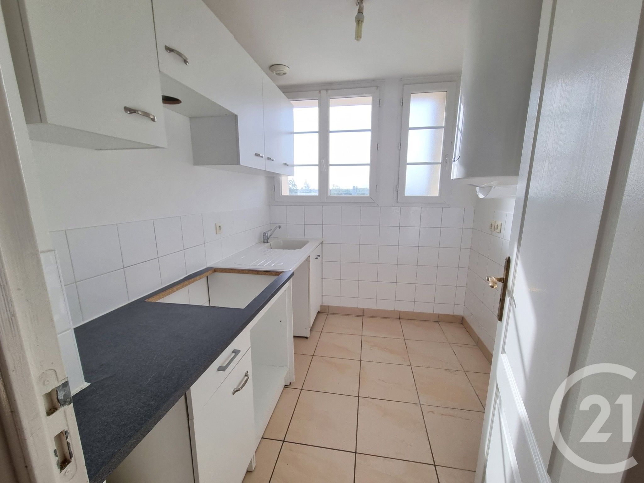 Appartement Place Jean Jaurès à Athis-Mons