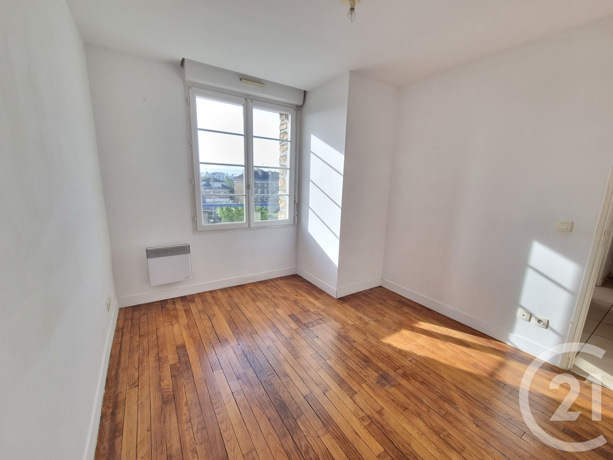 Appartement Place Jean Jaurès à Athis-Mons