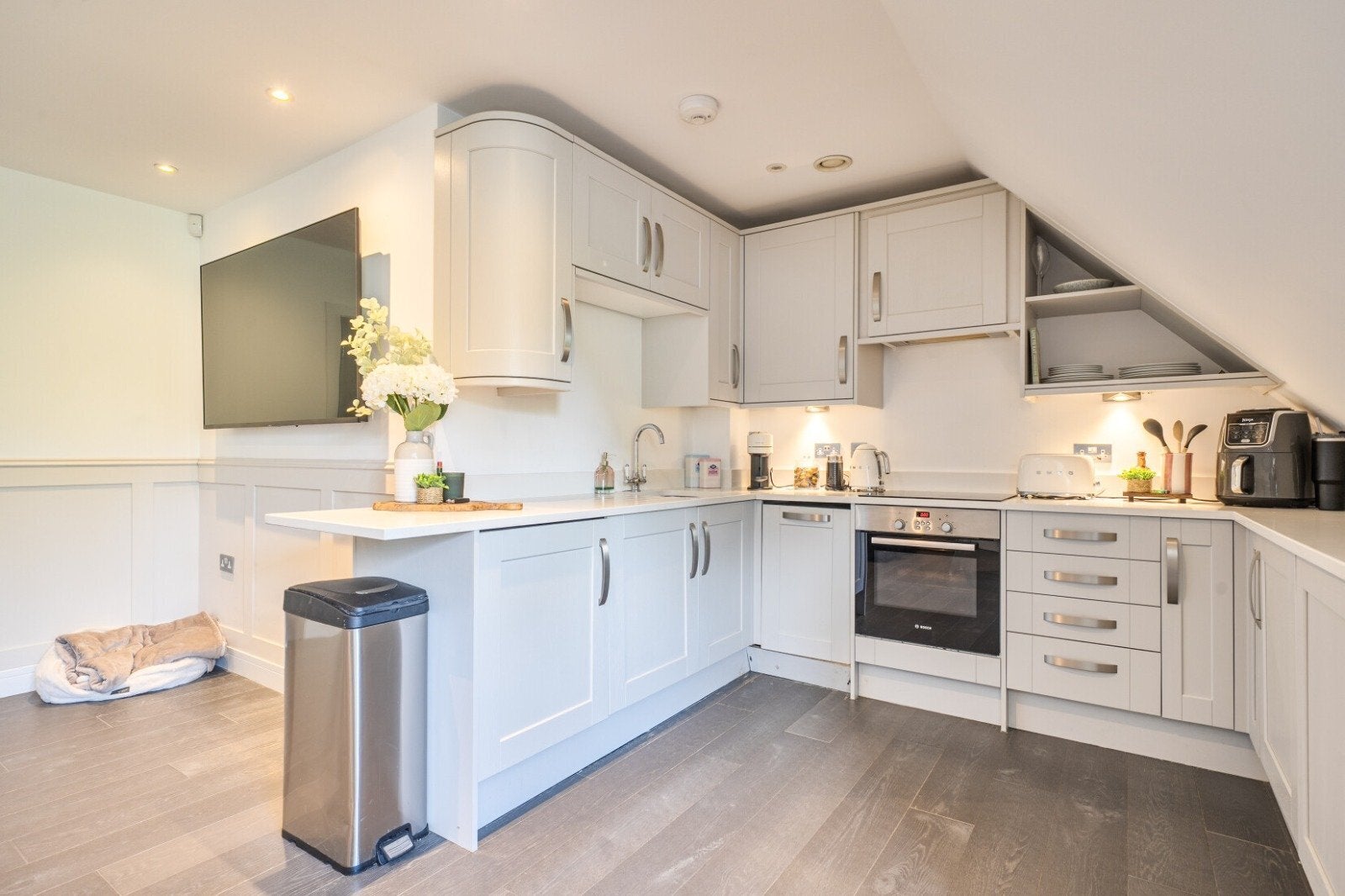 Flat Bickley Park Road in Greater London