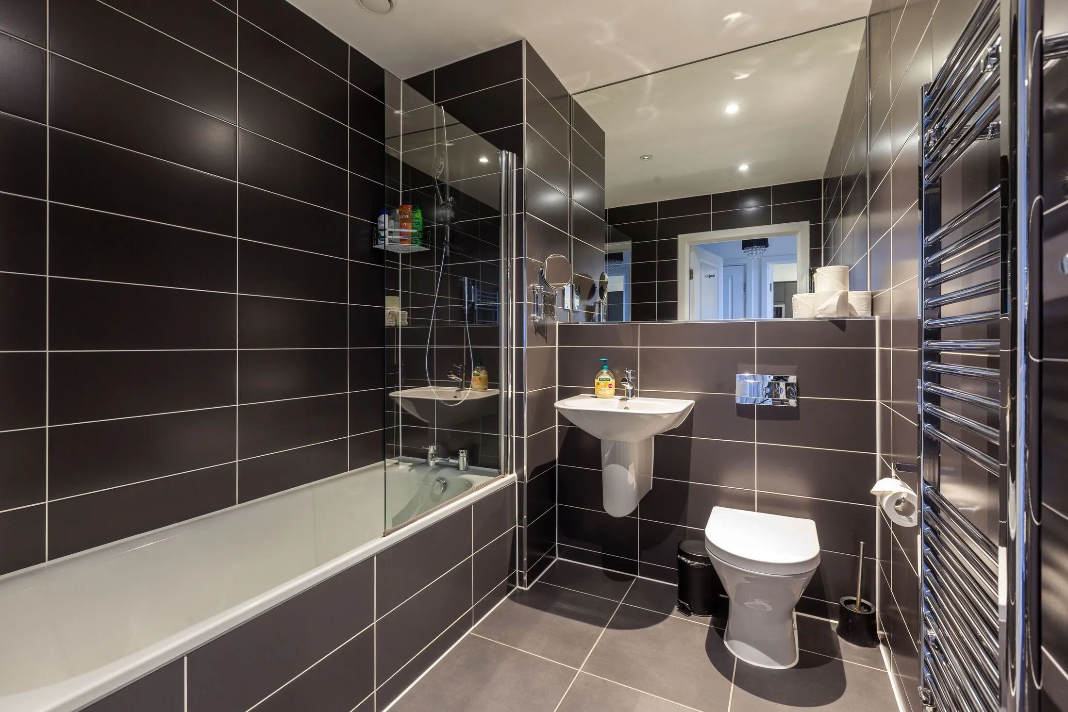 Flat Ben Jonson Road in Greater London