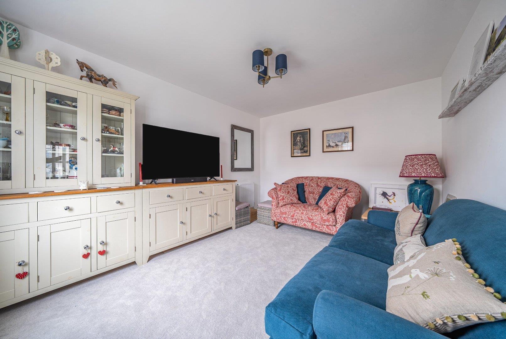 House Willow Close in Williton
