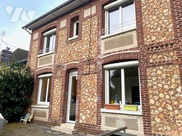 House Rue de la Haie in Bois-Guillaume