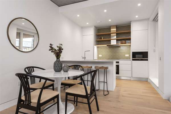 Flat Olaf Street in Greater London