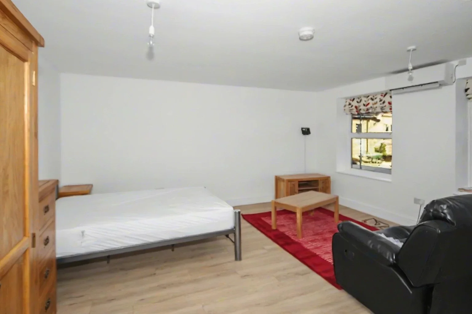 Flat West Street in Huntingdonshire