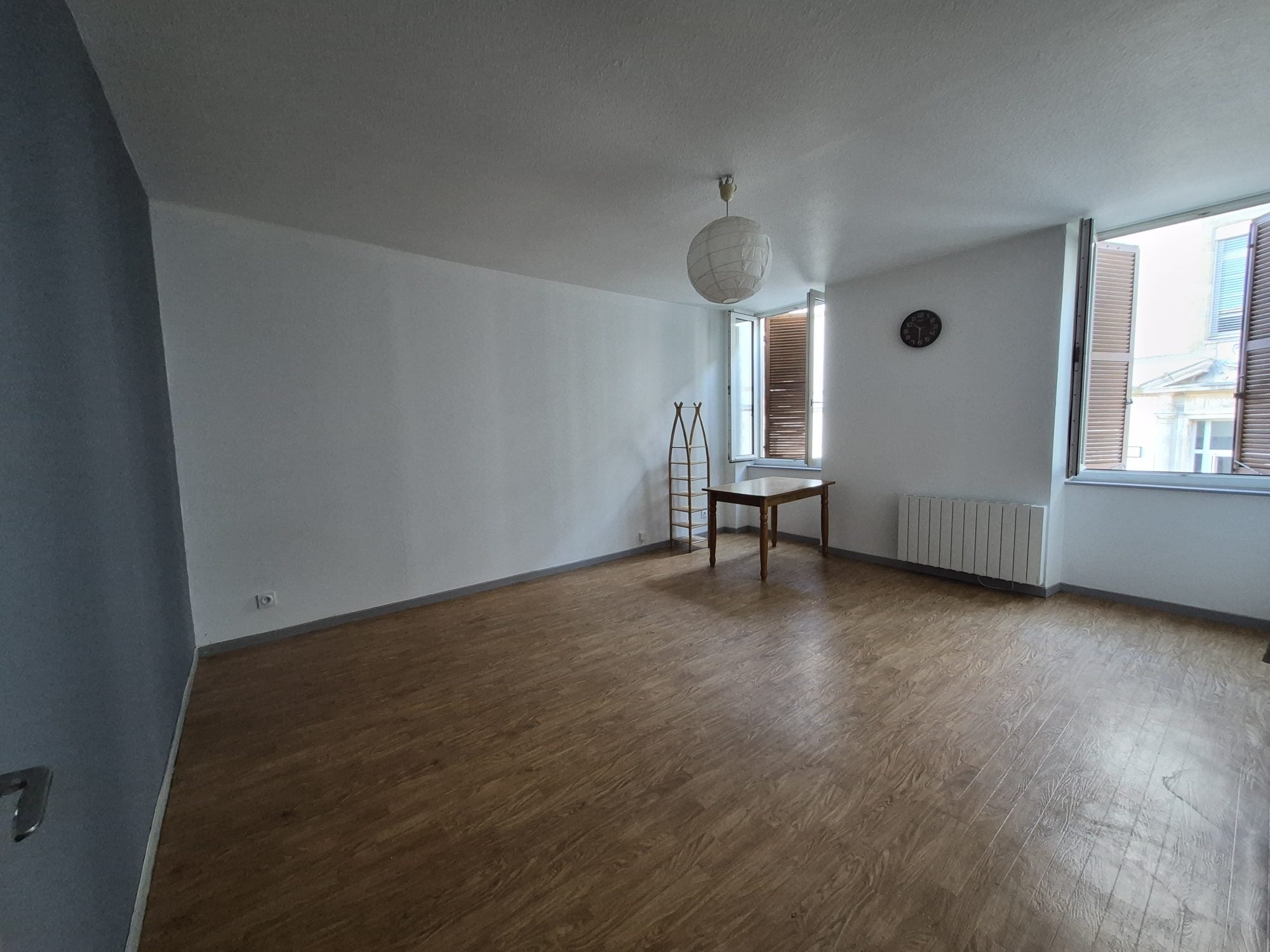 Flat Rue Vaubertrand in Condrieu