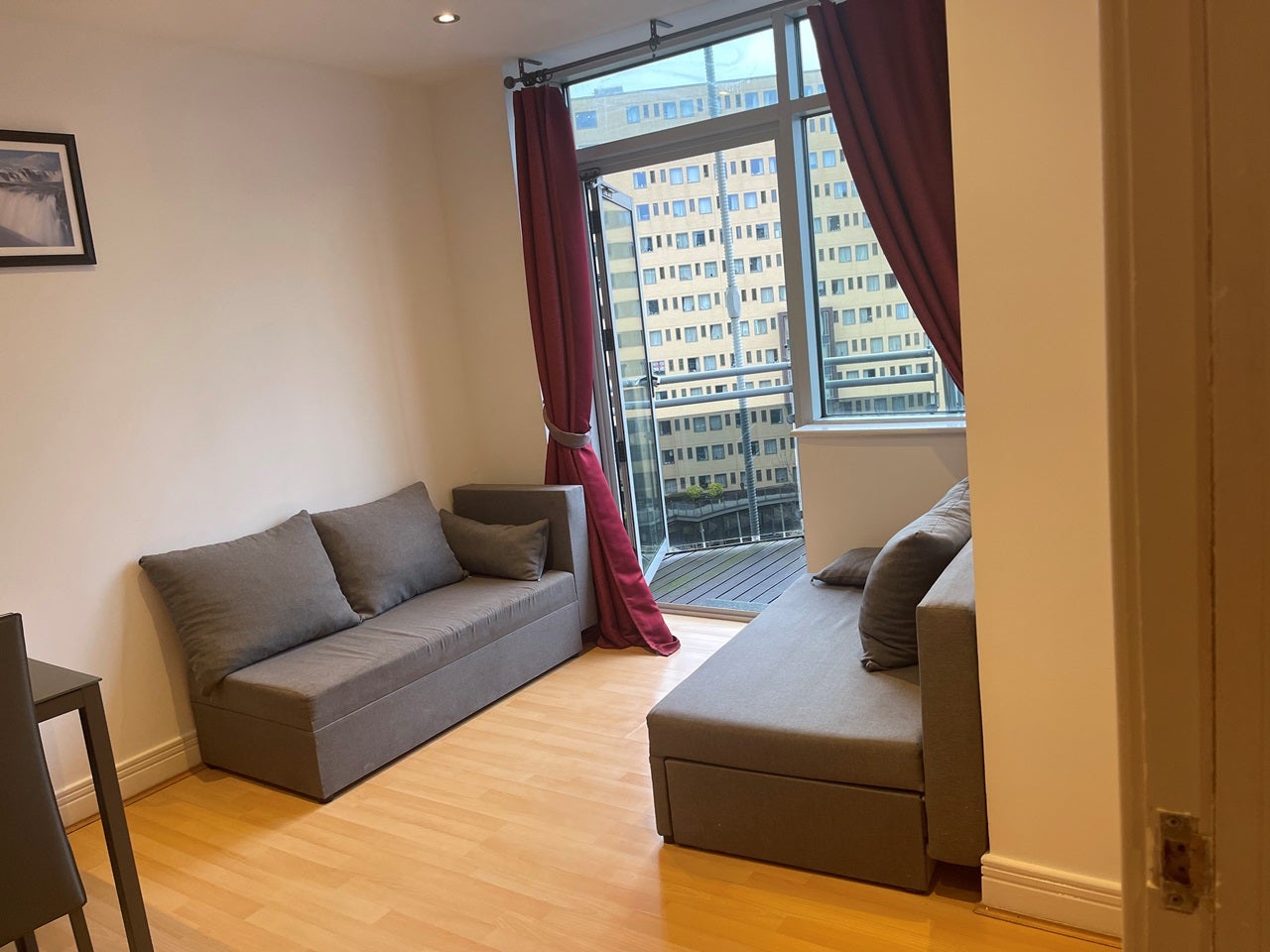 Flat Gerry Raffles Square in Greater London