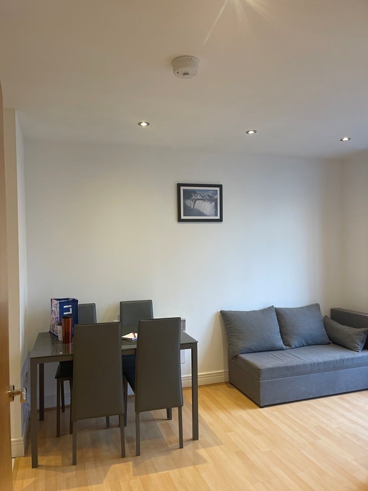 Flat Gerry Raffles Square in Greater London