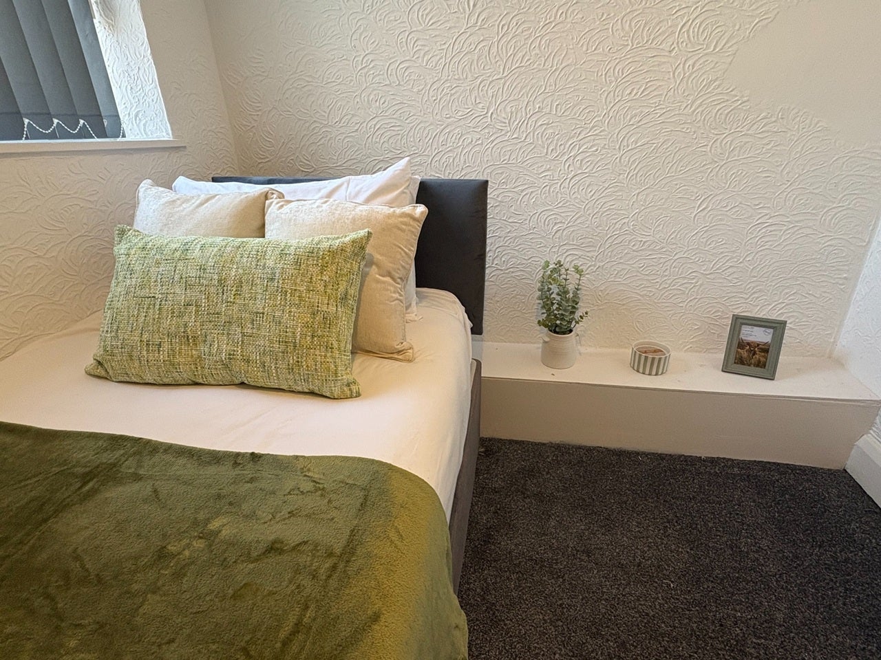 Room Palatine Road in Blackpool