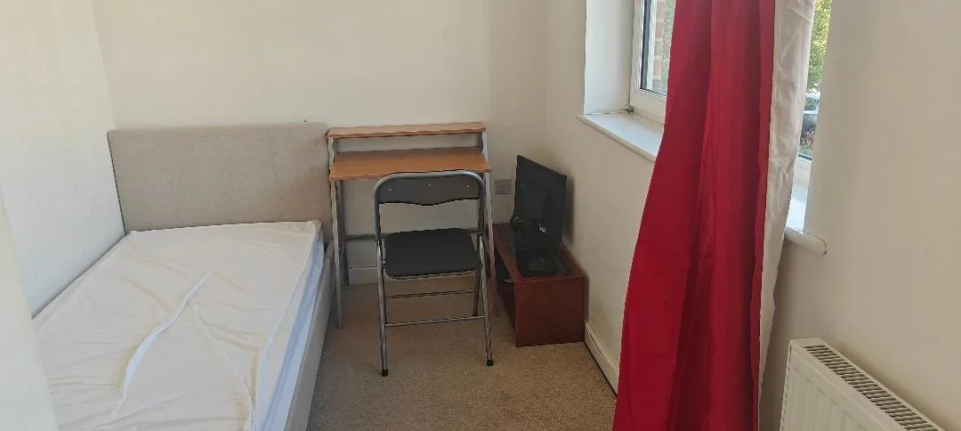 Room Vimy Drive in Dartford