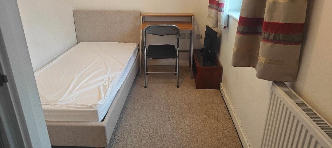 Room Vimy Drive in Dartford