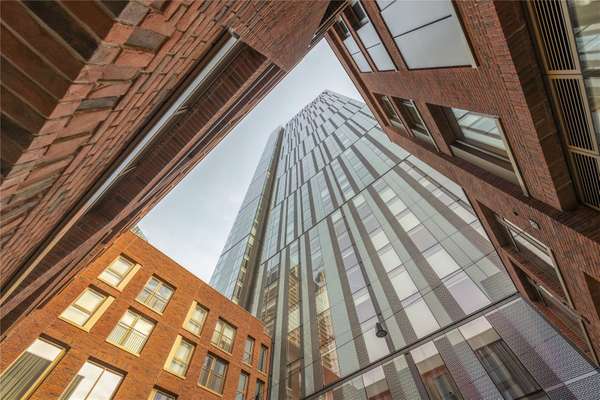 Flat Bankside Boulevard in Salford