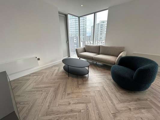 Flat Bankside Boulevard in Salford