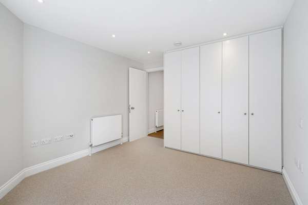 Flat Hans Road in Greater London