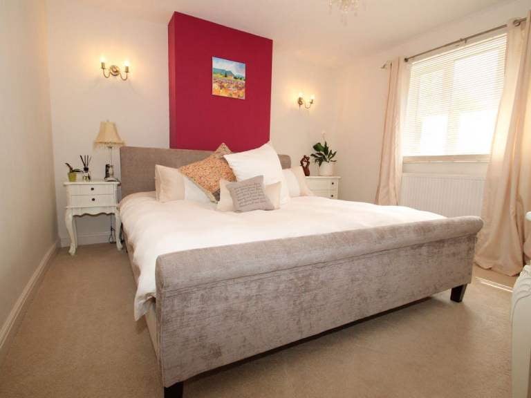 Flat Roundhill Grove in Bath