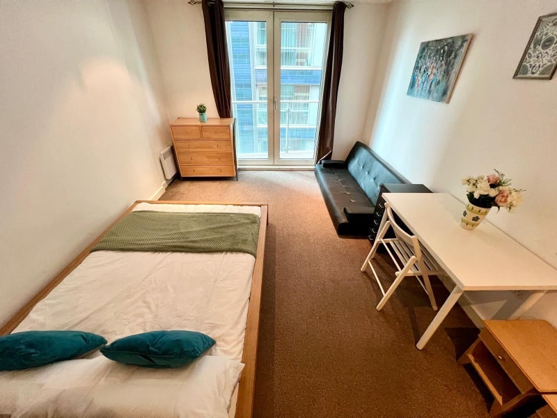 Room Albert Embankment in Greater London