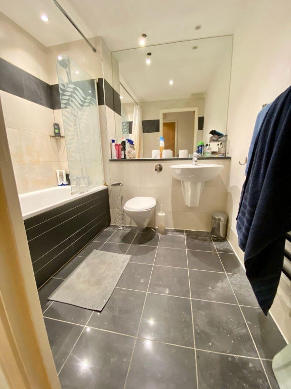 Room Albert Embankment in Greater London